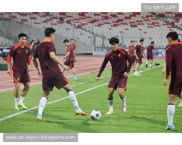 高海拔与湿热气候下足球运动员饮食调整策略对比 高海拔与湿热气候下足球运动员饮食调整策略对比